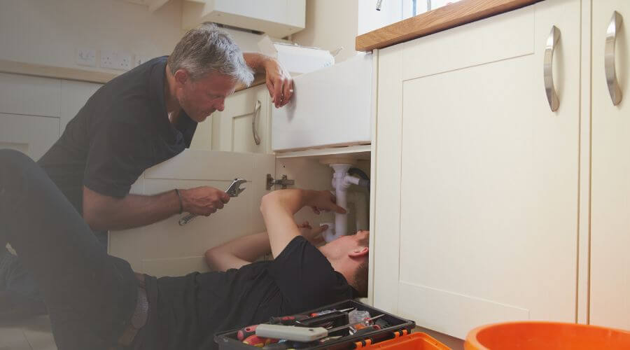 Professional burst pipe repair services in Crystal City, TX